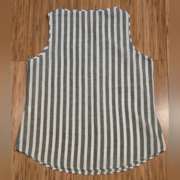 NWOT Chicos Striped Linen Sleeveless Top - Picture 5 of 6